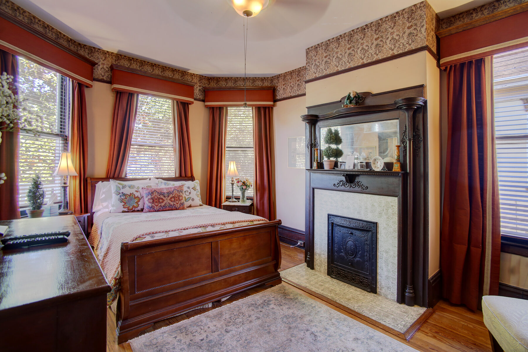 Forsyth Place guest room